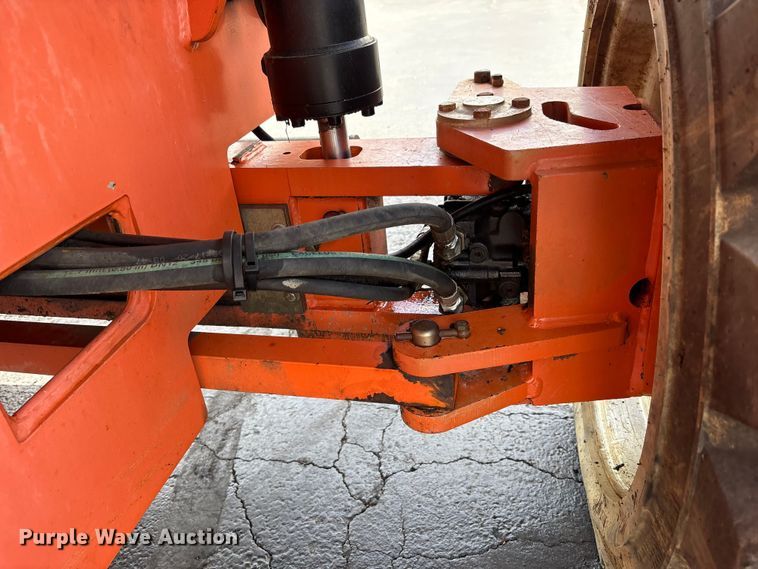 image for item FK1493 2006 JLG 800S boom lift