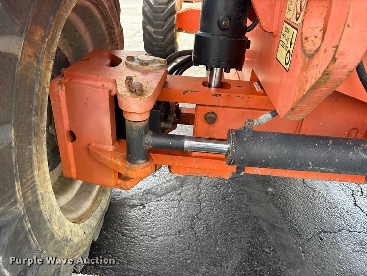 image for item FK1493 2006 JLG 800S boom lift