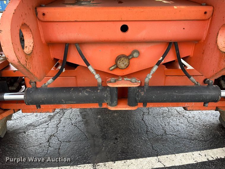 image for item FK1493 2006 JLG 800S boom lift