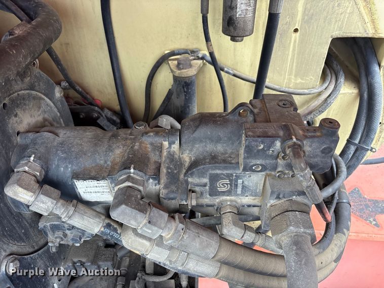 image for item FK1493 2006 JLG 800S boom lift