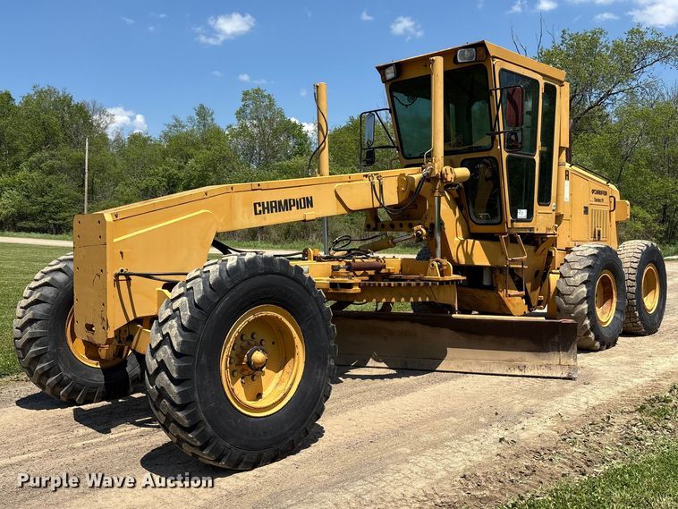 image for item FK1497 1996 Champion 710A motor grader