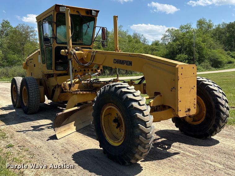 image for item FK1497 1996 Champion 710A motor grader