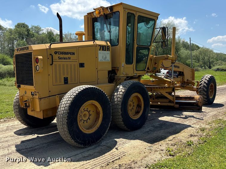 image for item FK1497 1996 Champion 710A motor grader
