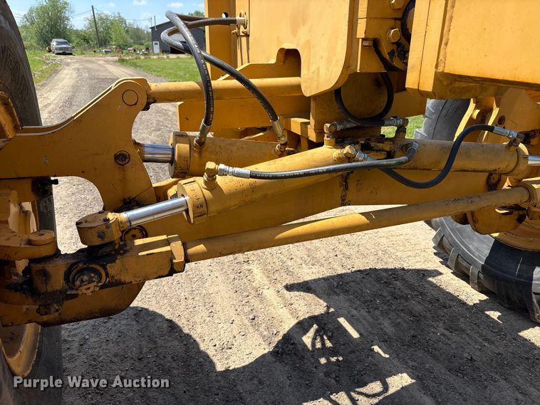 image for item FK1497 1996 Champion 710A motor grader