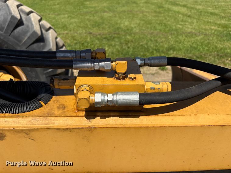 image for item FK1497 1996 Champion 710A motor grader