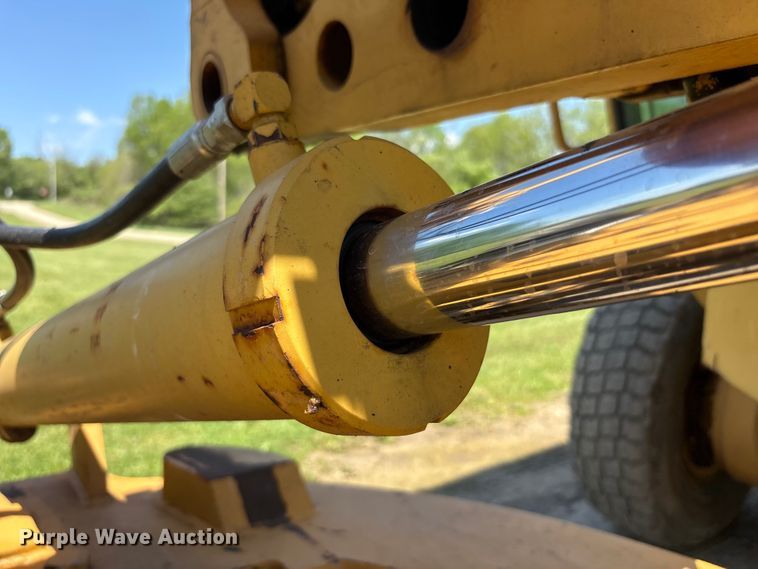 image for item FK1497 1996 Champion 710A motor grader
