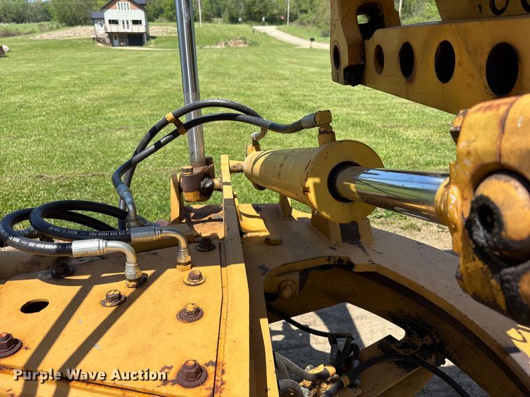 image for item FK1497 1996 Champion 710A motor grader