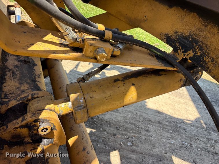 image for item FK1497 1996 Champion 710A motor grader