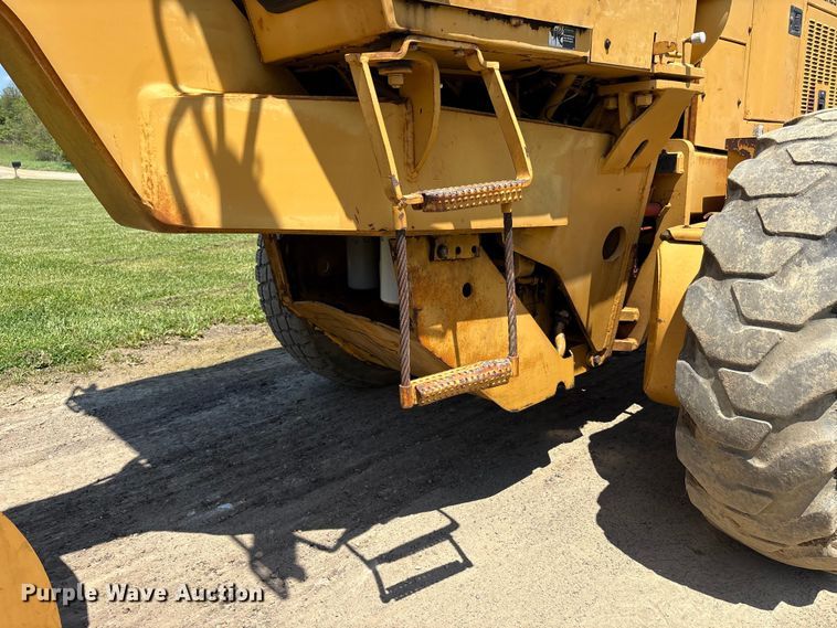 image for item FK1497 1996 Champion 710A motor grader