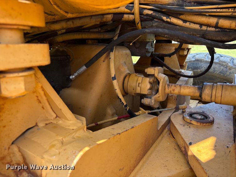 image for item FK1497 1996 Champion 710A motor grader