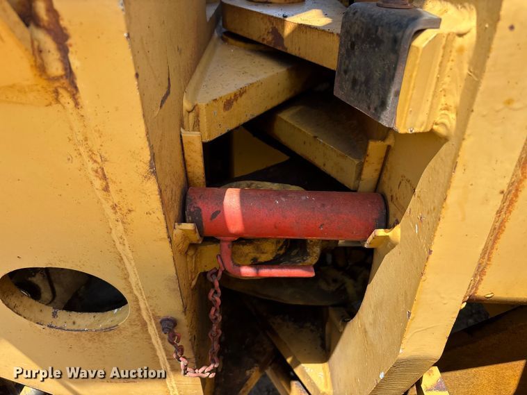 image for item FK1497 1996 Champion 710A motor grader