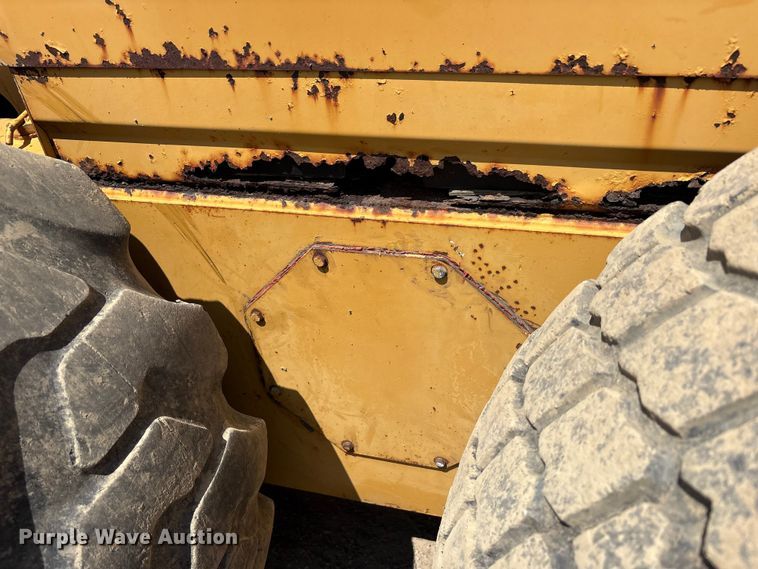 image for item FK1497 1996 Champion 710A motor grader