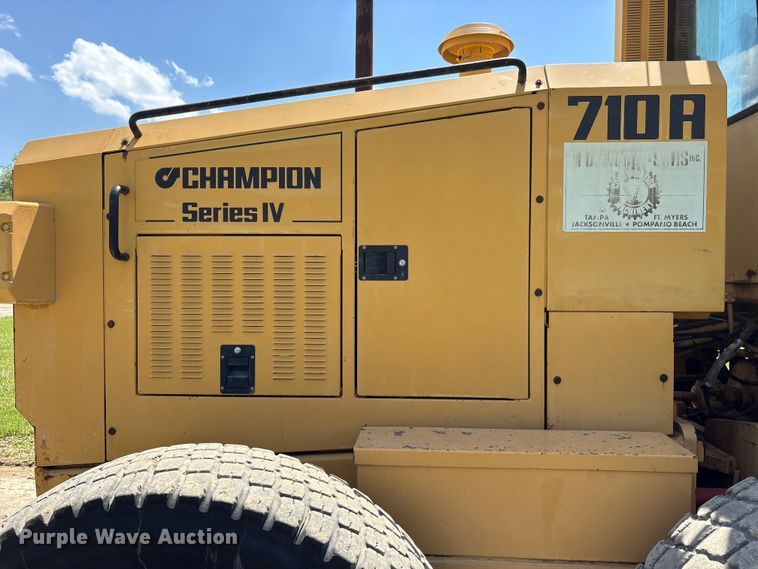 image for item FK1497 1996 Champion 710A motor grader