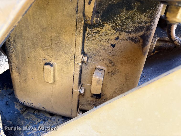 image for item FK1497 1996 Champion 710A motor grader