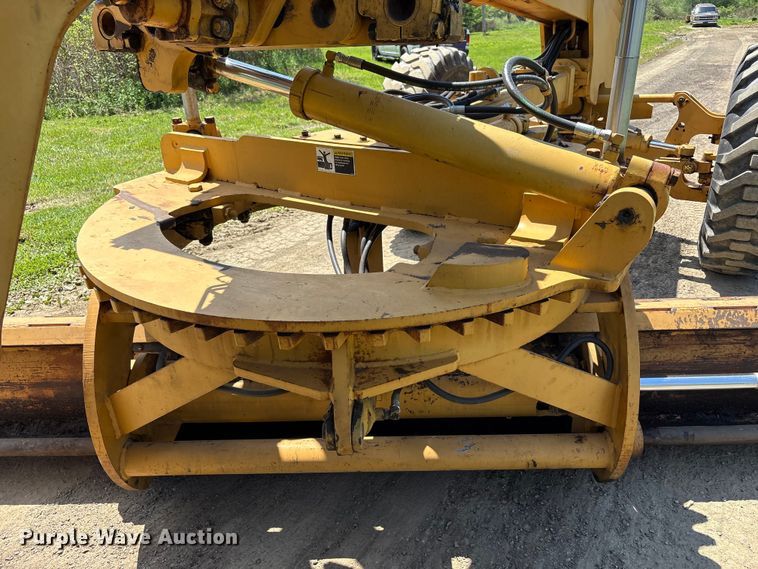 image for item FK1497 1996 Champion 710A motor grader