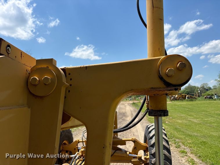image for item FK1497 1996 Champion 710A motor grader