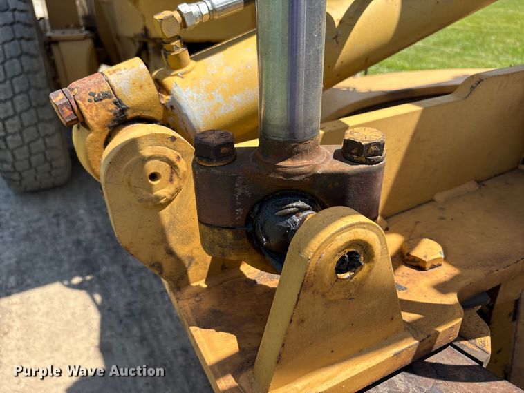 image for item FK1497 1996 Champion 710A motor grader