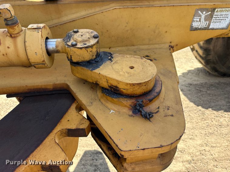 image for item FK1497 1996 Champion 710A motor grader