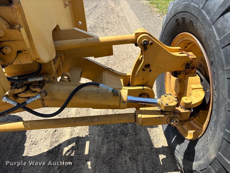 image for item FK1497 1996 Champion 710A motor grader