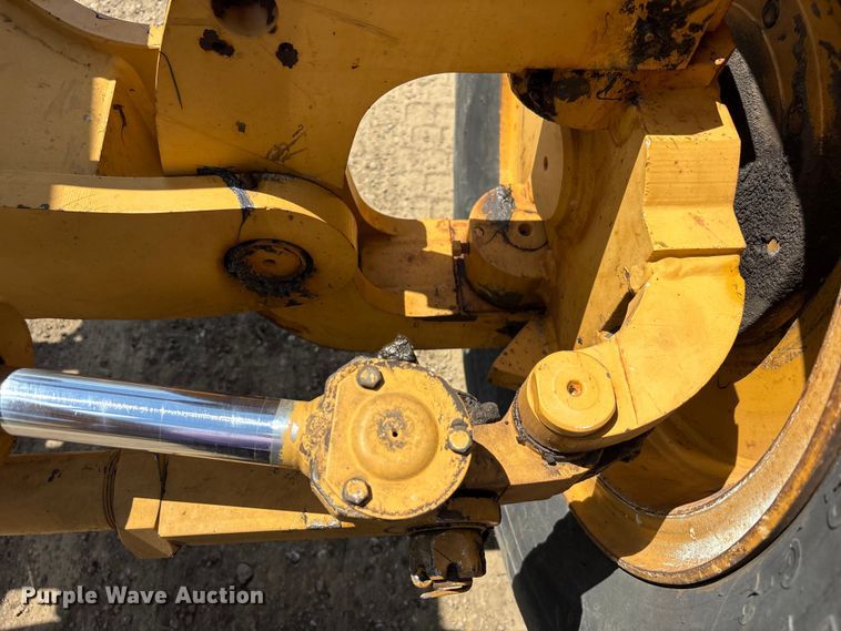 image for item FK1497 1996 Champion 710A motor grader