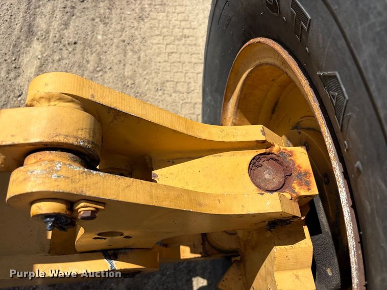 image for item FK1497 1996 Champion 710A motor grader