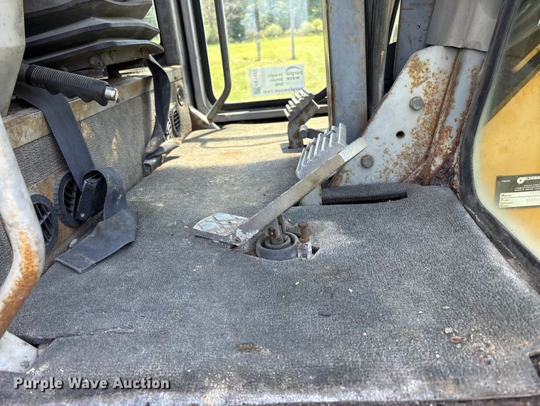 image for item FK1497 1996 Champion 710A motor grader