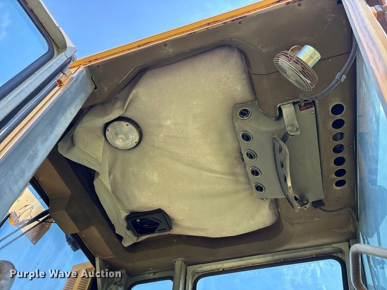 image for item FK1497 1996 Champion 710A motor grader