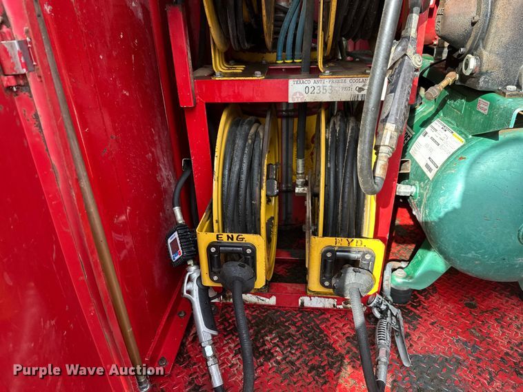 image for item FK1596 Fuel trailer
