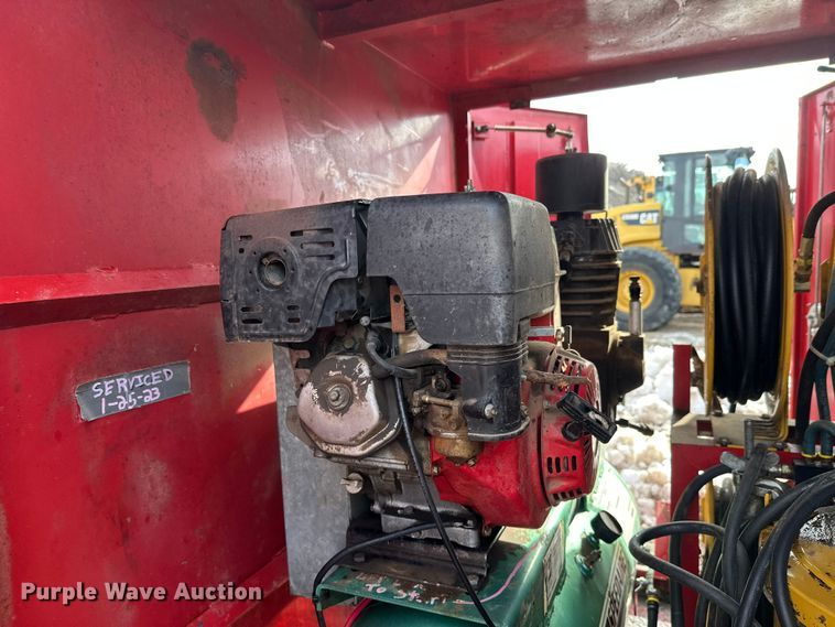 image for item FK1596 Fuel trailer