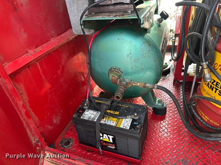 image for item FK1596 Fuel trailer