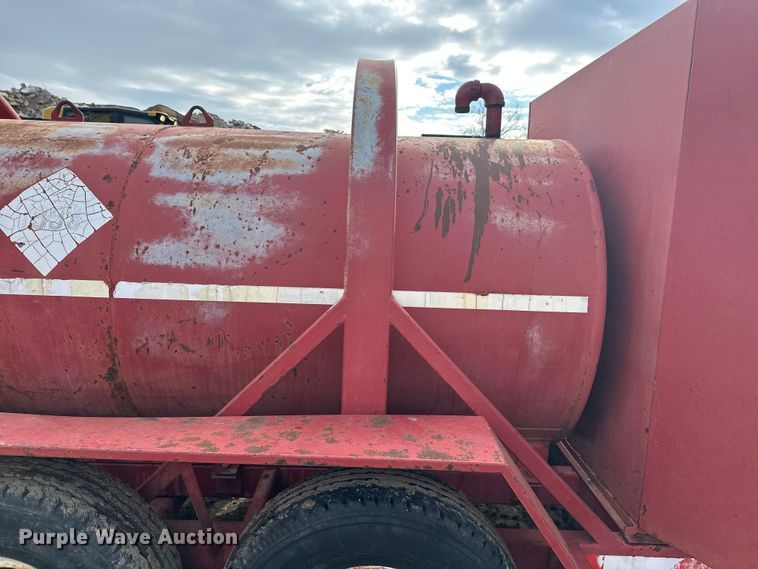 image for item FK1596 Fuel trailer