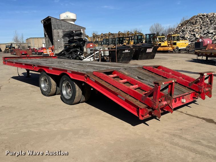image for item FK1683 1997 Trail King Industries TK20 equipment trailer