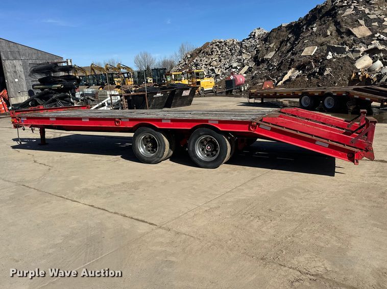 image for item FK1683 1997 Trail King Industries TK20 equipment trailer