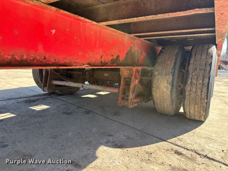 image for item FK1683 1997 Trail King Industries TK20 equipment trailer