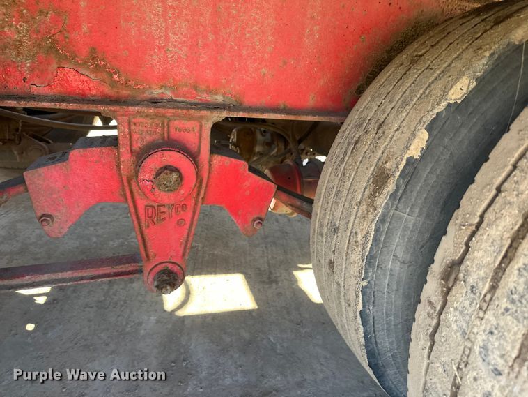 image for item FK1683 1997 Trail King Industries TK20 equipment trailer