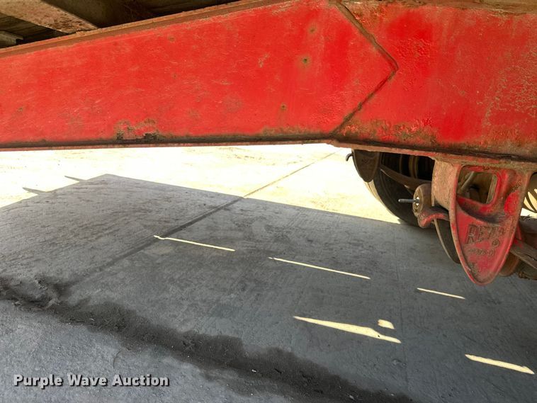 image for item FK1683 1997 Trail King Industries TK20 equipment trailer