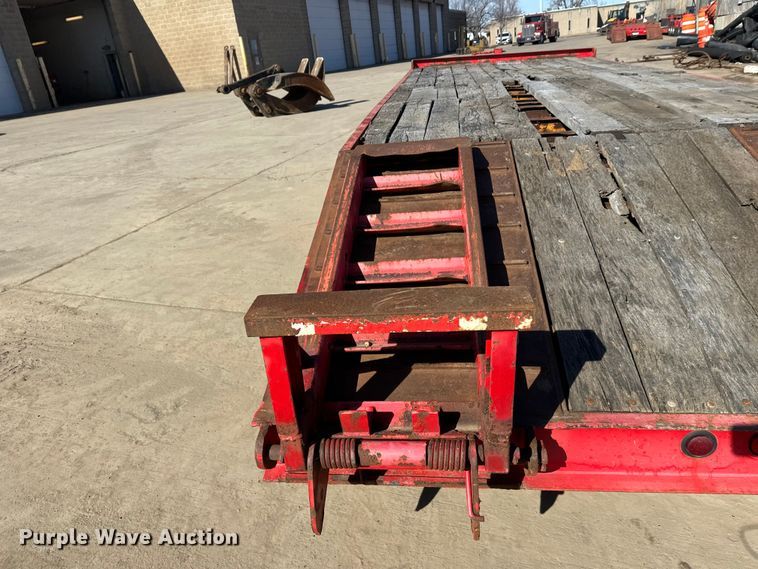image for item FK1683 1997 Trail King Industries TK20 equipment trailer