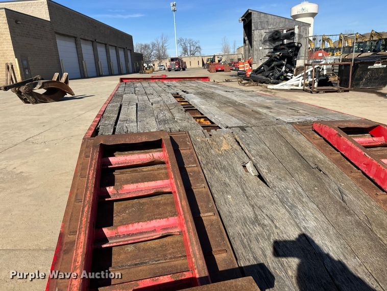image for item FK1683 1997 Trail King Industries TK20 equipment trailer