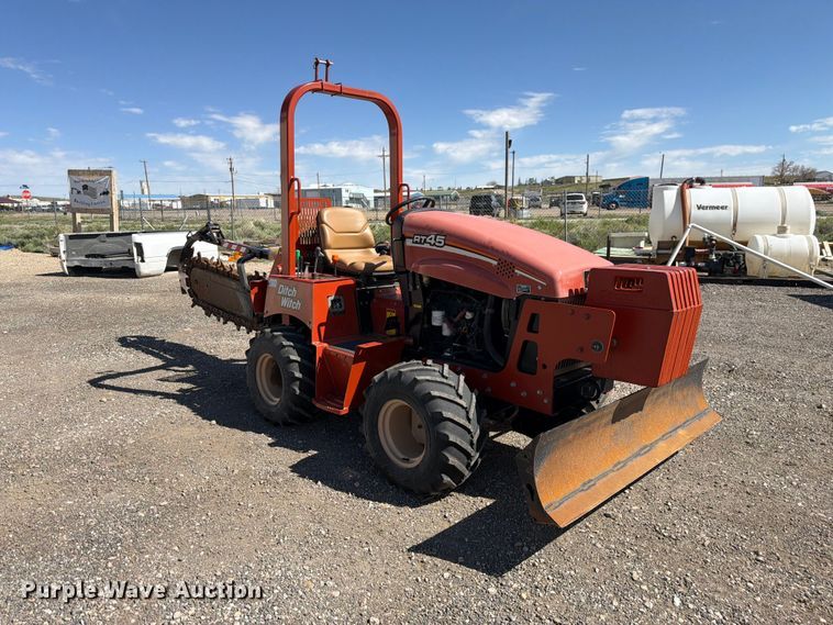 image for item FM7538 2014 Ditch Witch RT45 trencher