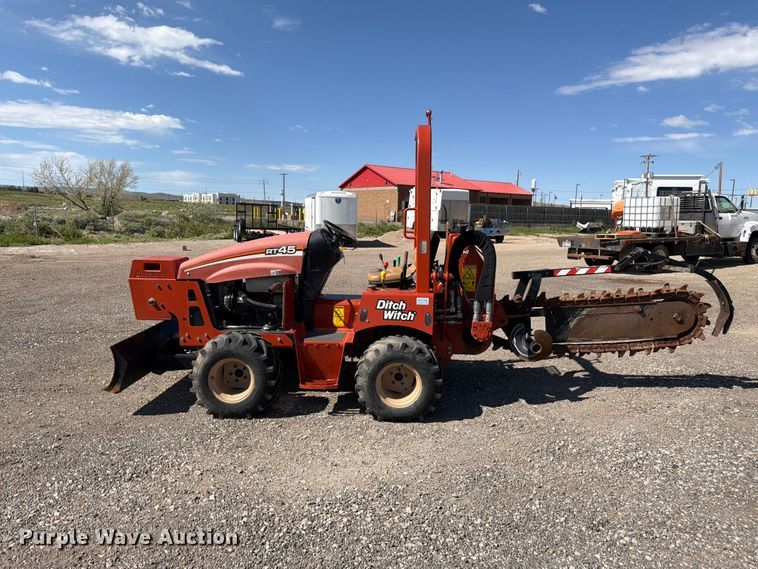 image for item FM7538 2014 Ditch Witch RT45 trencher