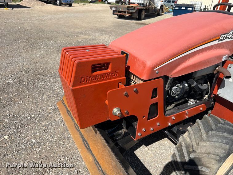 image for item FM7538 2014 Ditch Witch RT45 trencher