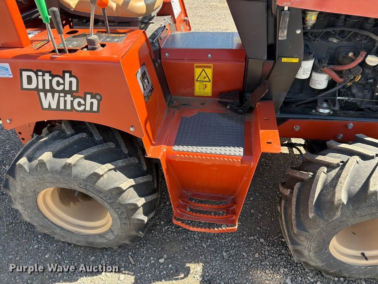 image for item FM7538 2014 Ditch Witch RT45 trencher