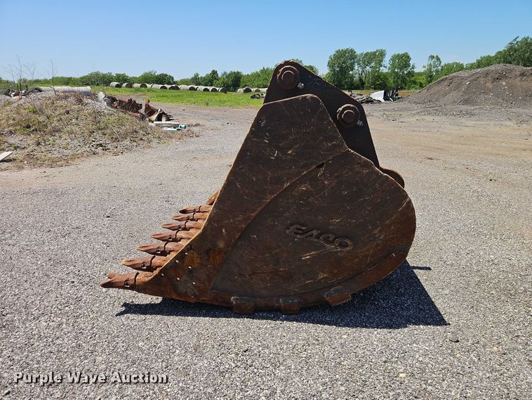 image for item FN5677 Esco excavator bucket