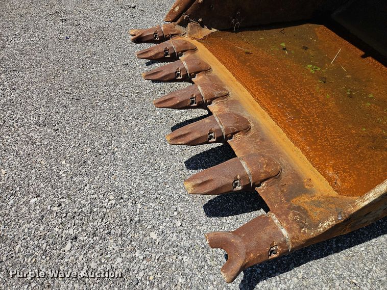 image for item FN5677 Esco excavator bucket