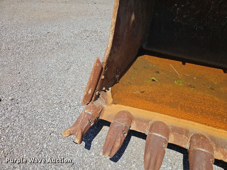 image for item FN5677 Esco excavator bucket