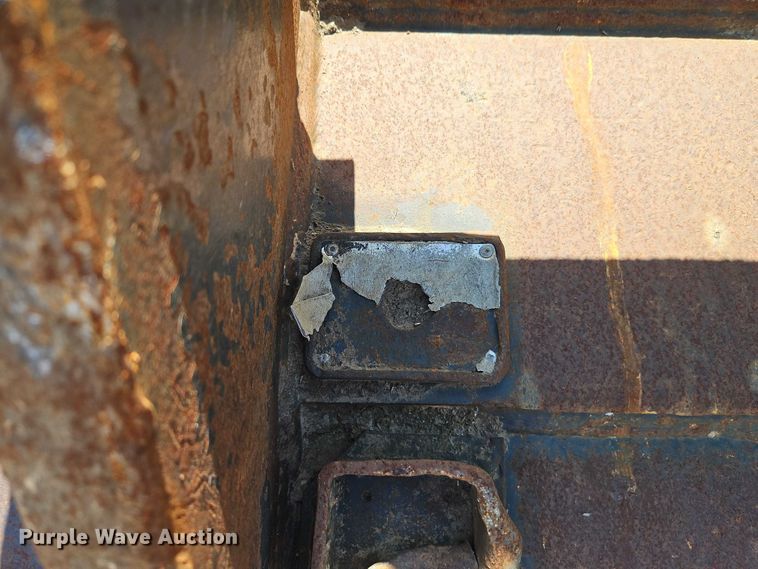 image for item FN5677 Esco excavator bucket