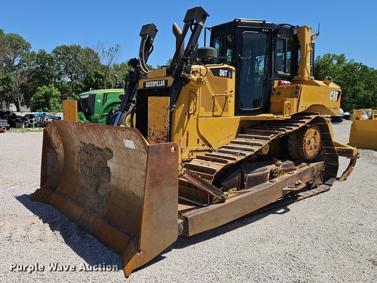 image for item FN5681 2011 Caterpillar D6T XL dozer