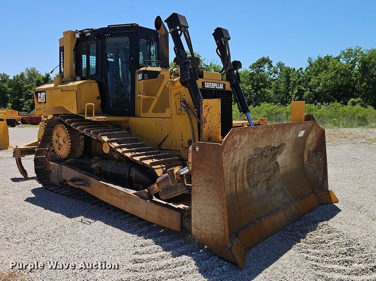 image for item FN5681 2011 Caterpillar D6T XL dozer