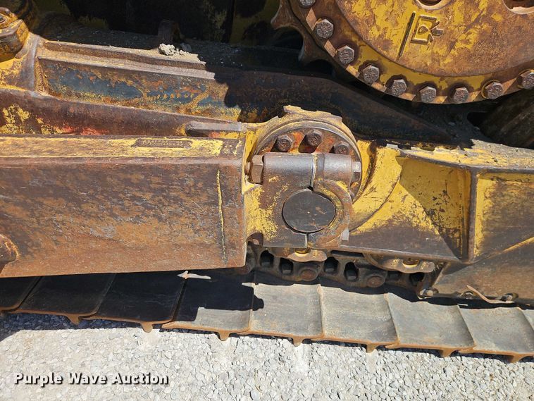 image for item FN5681 2011 Caterpillar D6T XL dozer