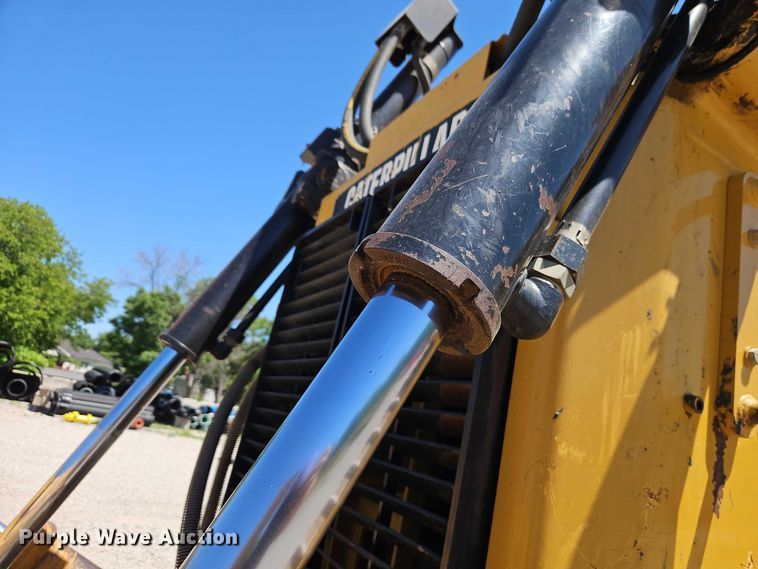 image for item FN5681 2011 Caterpillar D6T XL dozer